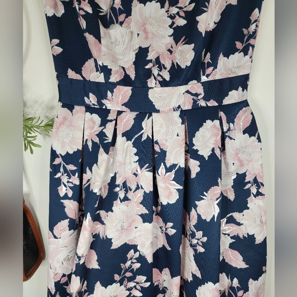 NWT Emerald Sundae Blue Floral Foil Fit & Flare Dress, Small - Picture 4 of 10